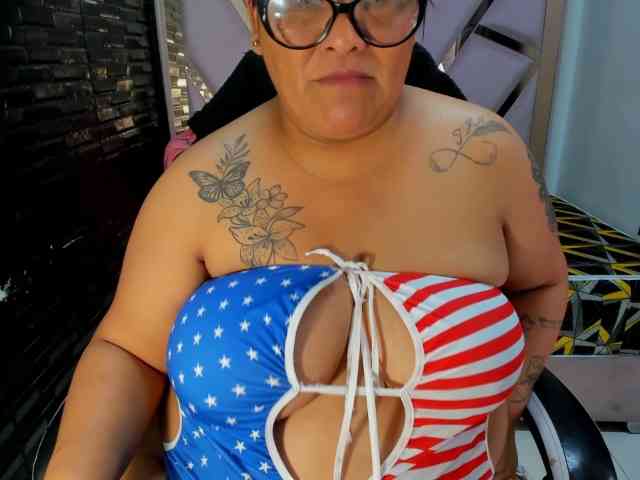RachelleWoods69 webcam