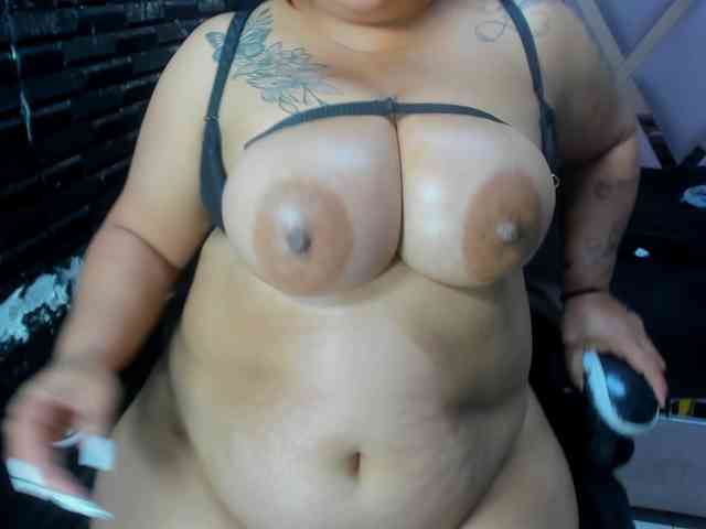 RachelleWoods69 webcam