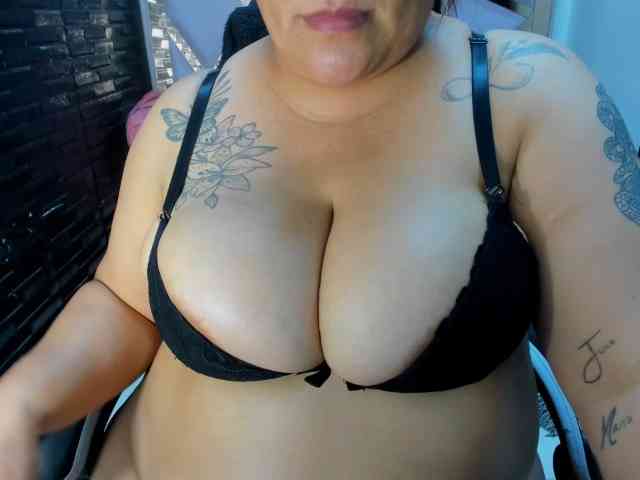 RachelleWoods69 webcam