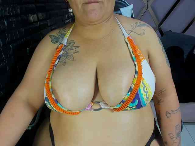 RachelleWoods69 webcam