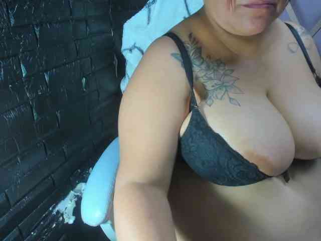 RachelleWoods69 webcam