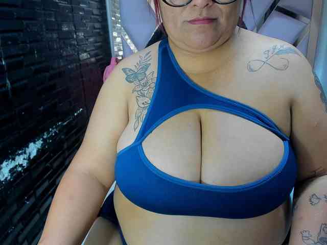 RachelleWoods69 webcam