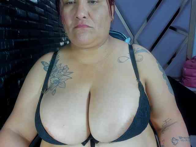 RachelleWoods69 webcam