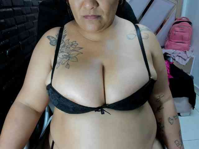 RachelleWoods69 webcam
