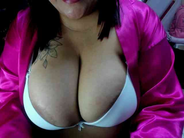 RachelleWoods69 webcam