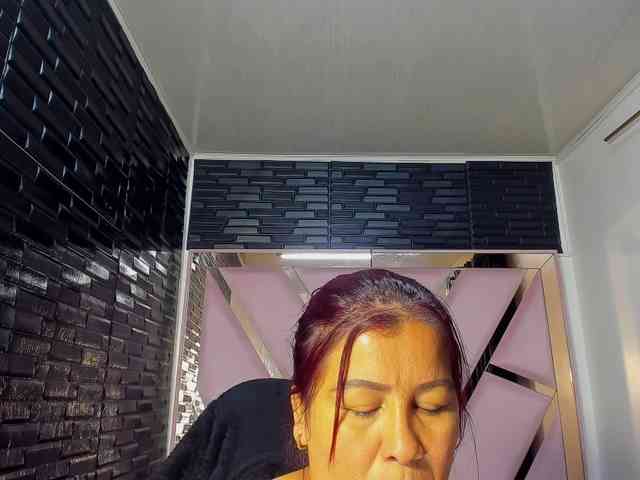 RachelleWoods69 webcam