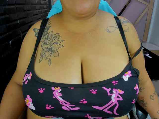 RachelleWoods69 webcam