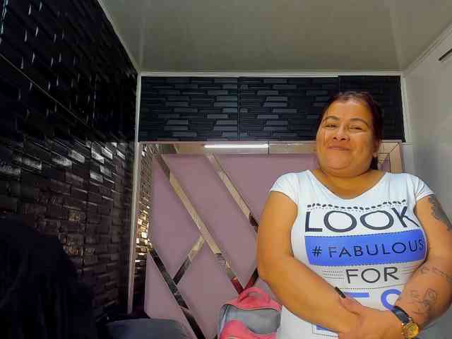 RachelleWoods69 webcam