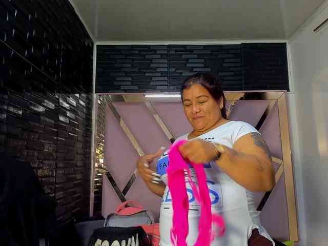 RachelleWoods69 webcam