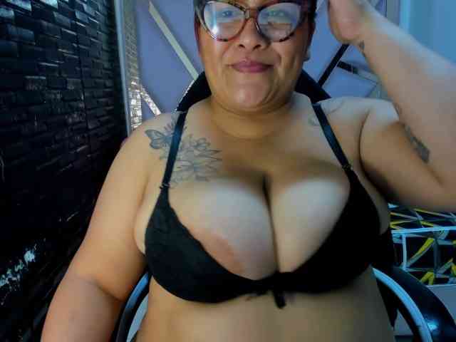RachelleWoods69 webcam