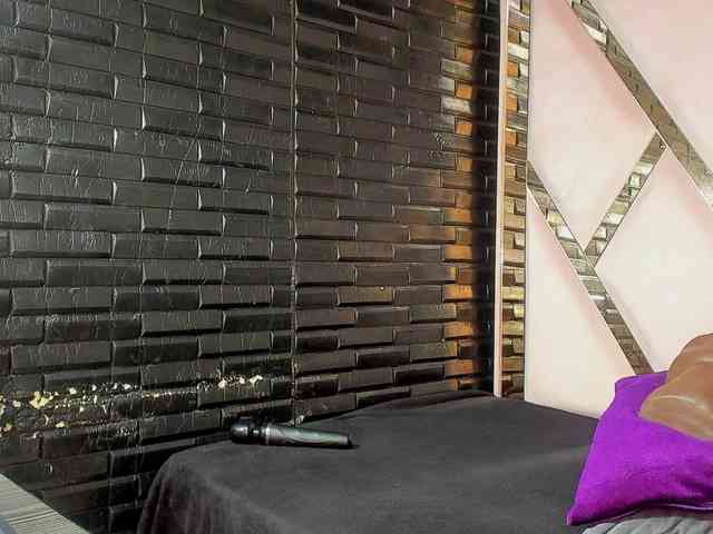 RachelleWoods69 webcam