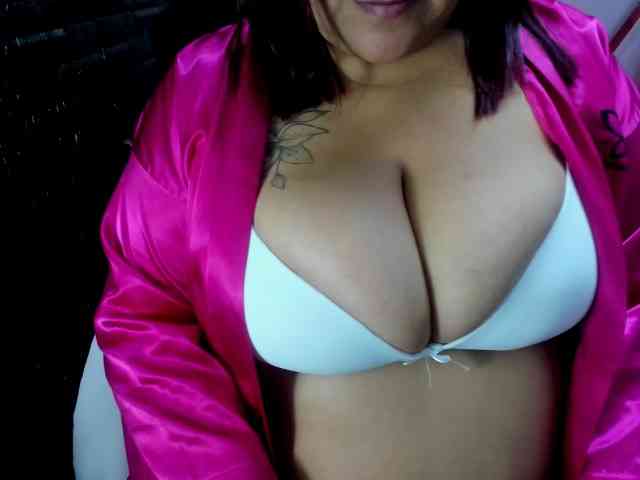 RachelleWoods69 webcam