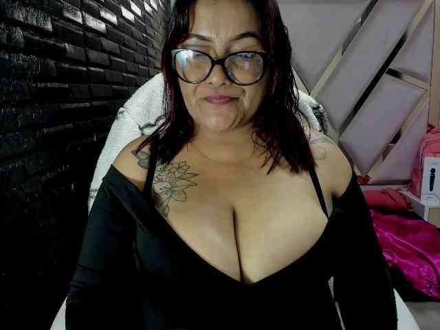 RachelleWoods69 webcam