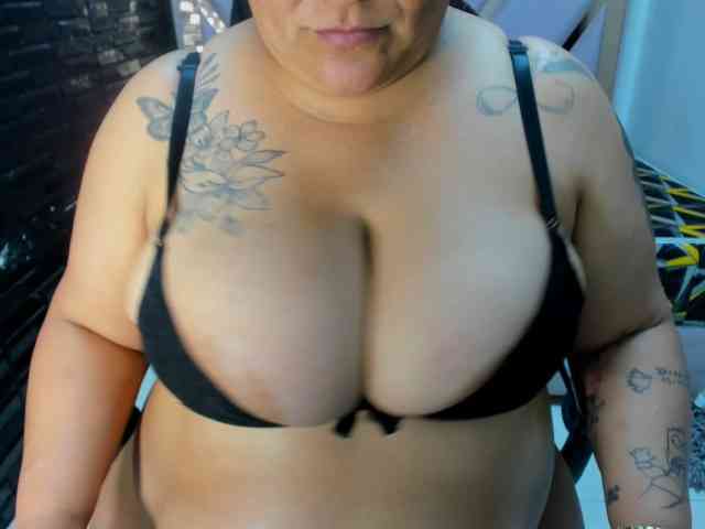 RachelleWoods69 webcam