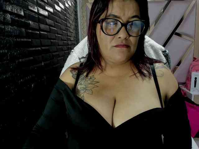 RachelleWoods69 webcam