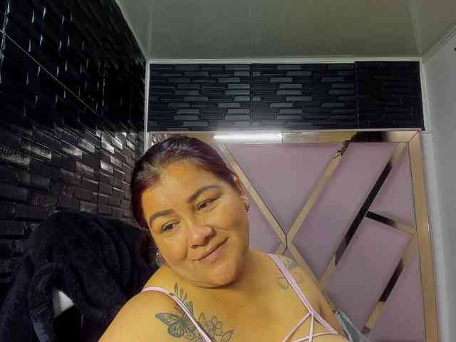 RachelleWoods69 webcam