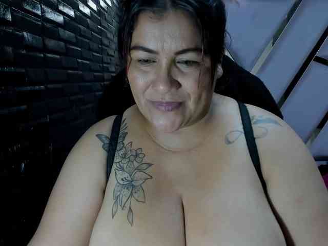 RachelleWoods69 webcam