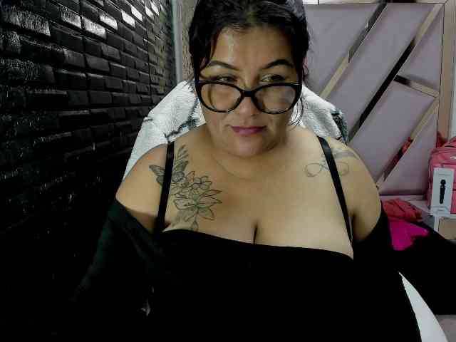 RachelleWoods69 webcam