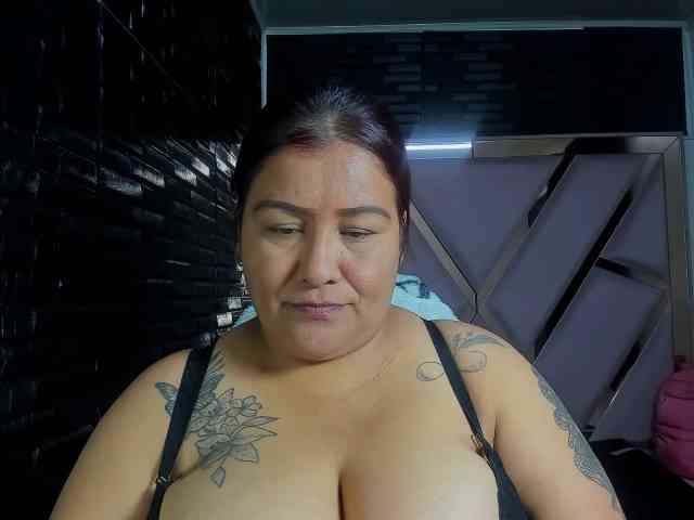 RachelleWoods69 webcam