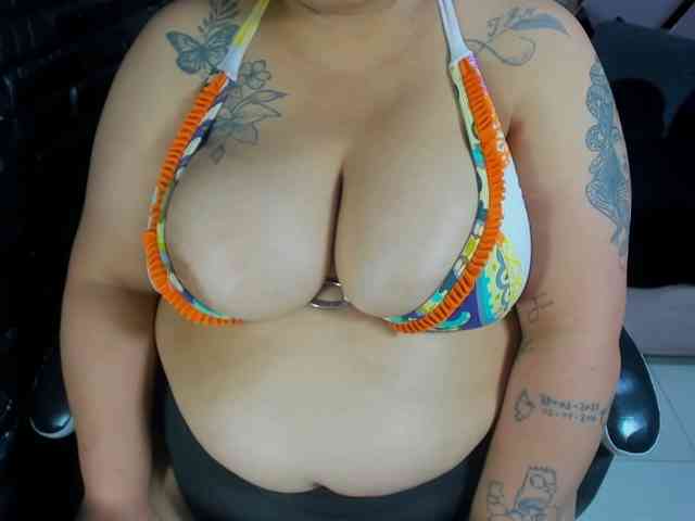 RachelleWoods69 webcam