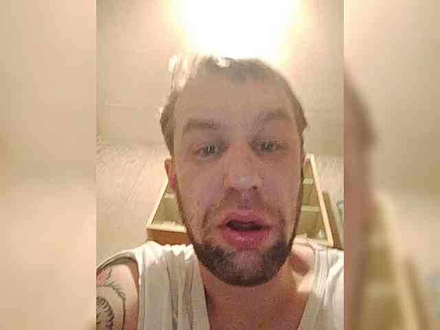 Vados69Zh Live Webcam on BongaCams