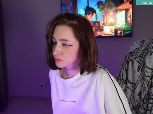 Diana-Dii's BongaCams show and profile