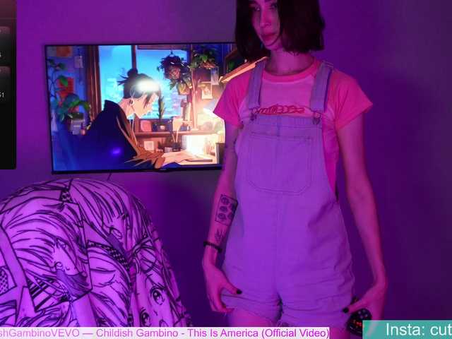 Diana-Dii's BongaCams show and profile