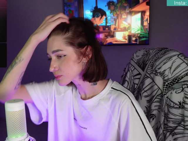 Diana-Dii's BongaCams show and profile