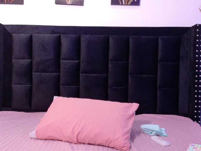 naughtyebonyy's BongaCams show and profile