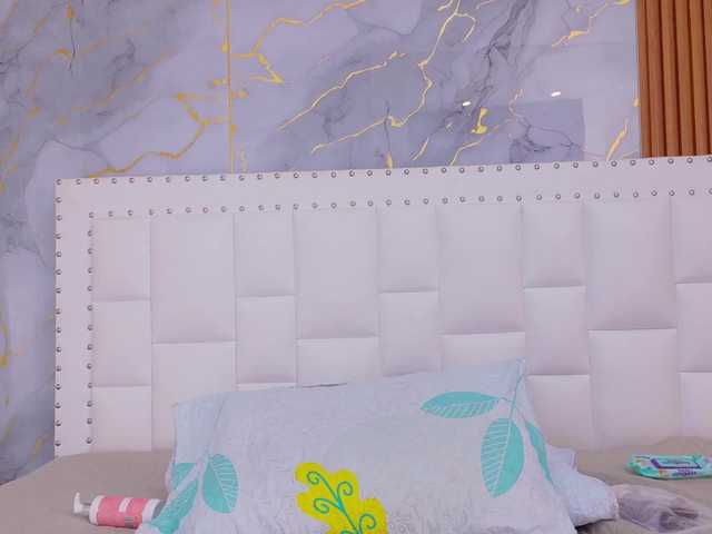 naughtyebonyy's BongaCams show and profile