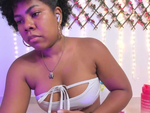 naughtyebonyy's BongaCams show and profile