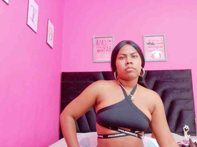 naughtyebonyy Live Webcam on BongaCams