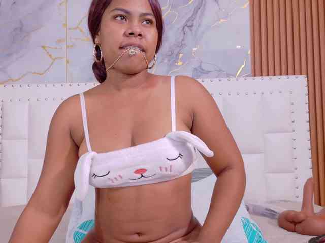 naughtyebonyy webcam