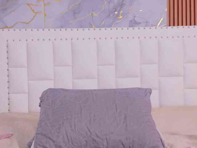 naughtyebonyy webcam