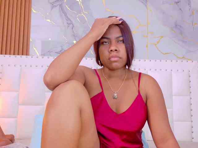 naughtyebonyy webcam