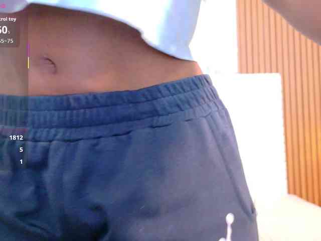 naughtyebonyy webcam