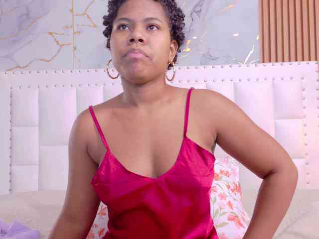 naughtyebonyy webcam