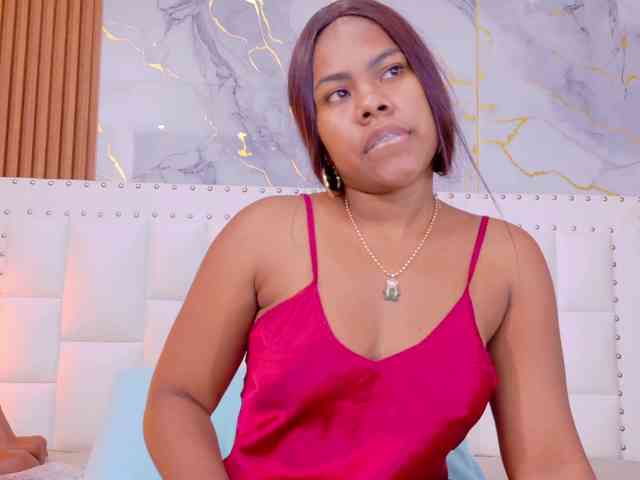 naughtyebonyy webcam