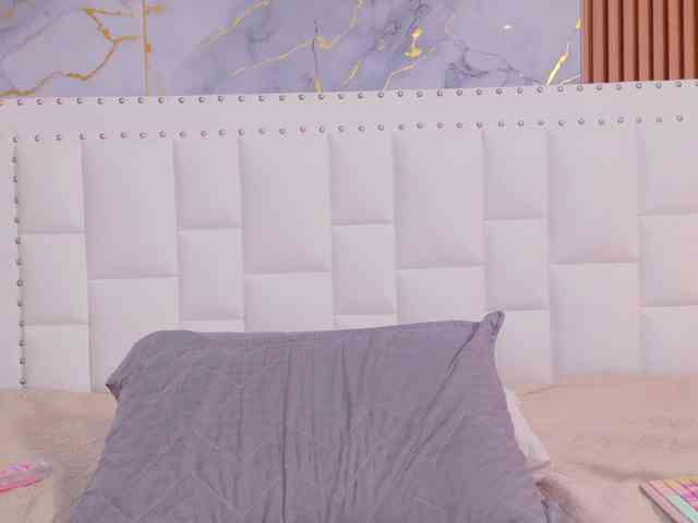 naughtyebonyy webcam