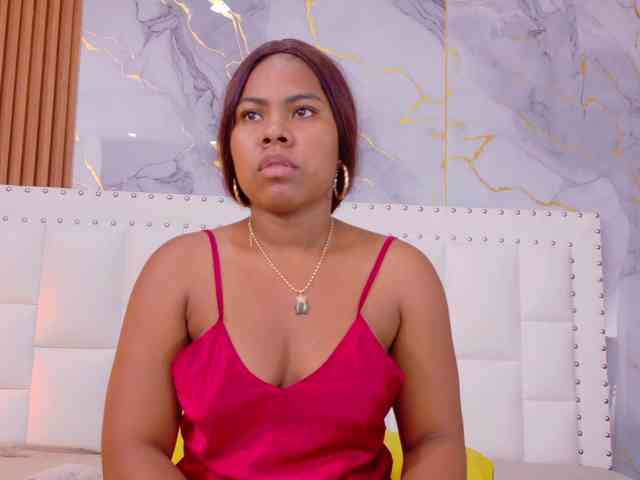 naughtyebonyy webcam