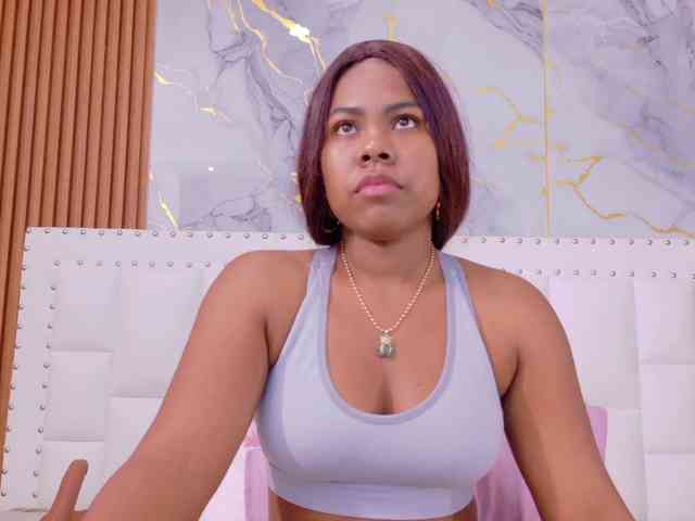 naughtyebonyy webcam