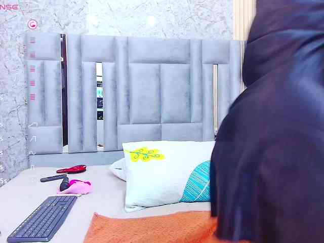 naughtyebonyy webcam