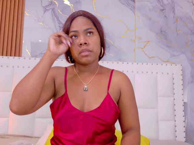 naughtyebonyy webcam