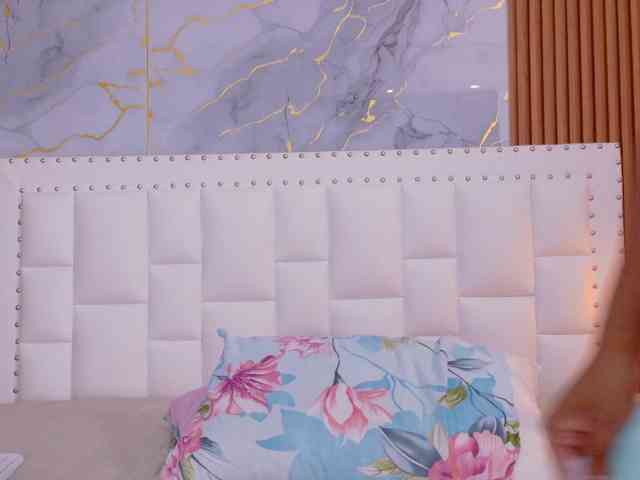 naughtyebonyy webcam