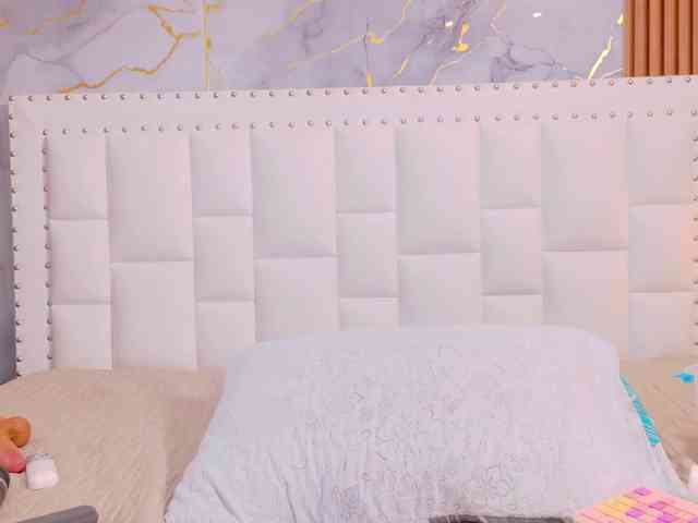 naughtyebonyy webcam