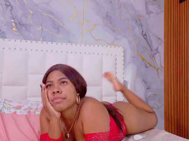 naughtyebonyy webcam