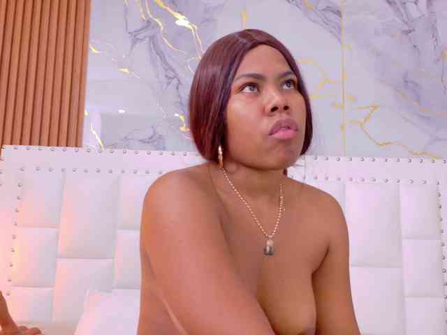 naughtyebonyy webcam