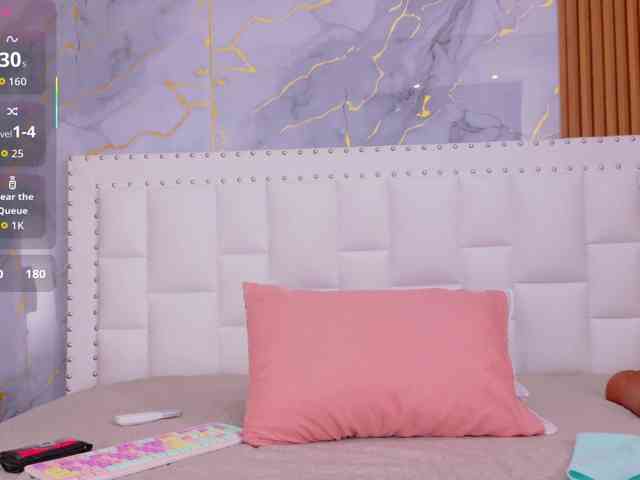 naughtyebonyy webcam