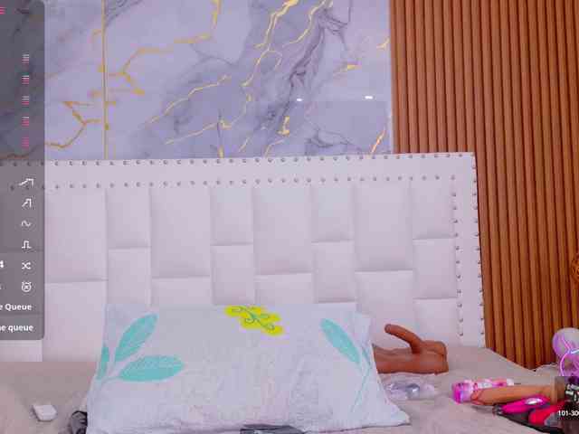 naughtyebonyy webcam