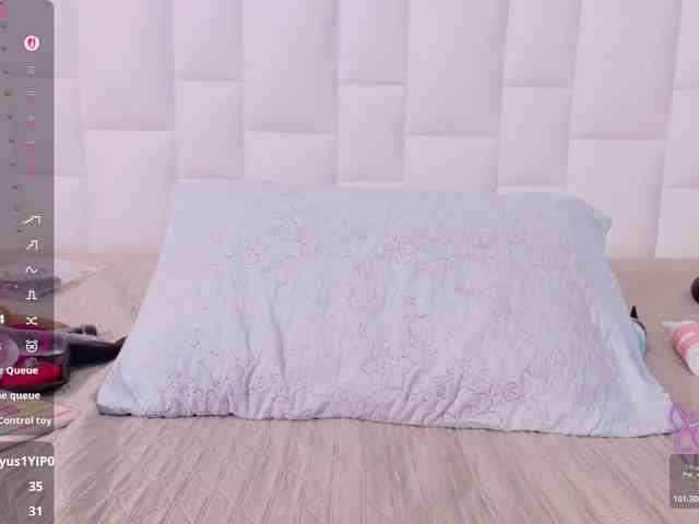 naughtyebonyy webcam